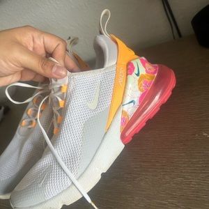 NIKE WMNS AIR MAX 270 SE FLORAL